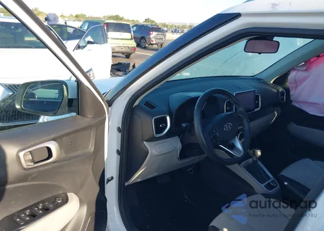 2024 Hyundai Venue Sel z USA, uszkodzony, nr VIN KMHRC8A31RU307992